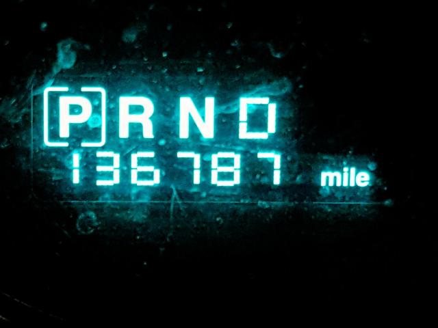 1J8HG58N16C189561 - 2006 JEEP COMMANDER SILVER photo 8