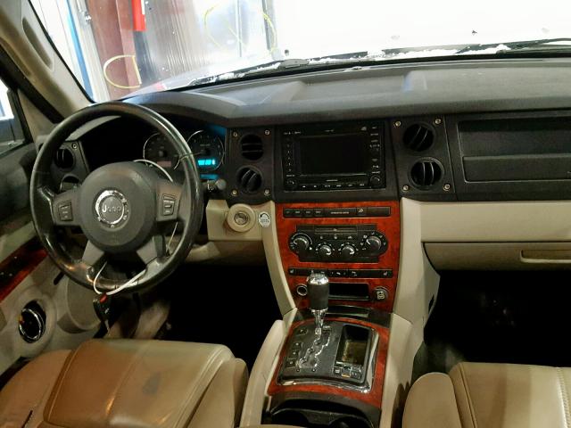 1J8HG58N16C189561 - 2006 JEEP COMMANDER SILVER photo 9