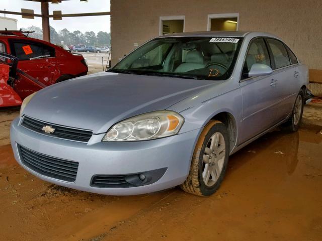 2G1WU581369236531 - 2006 CHEVROLET IMPALA LTZ BLUE photo 2