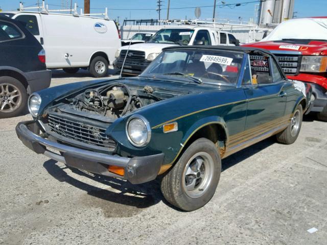 124CS10111264 - 1976 FIAT 124 SPIDER GREEN photo 2