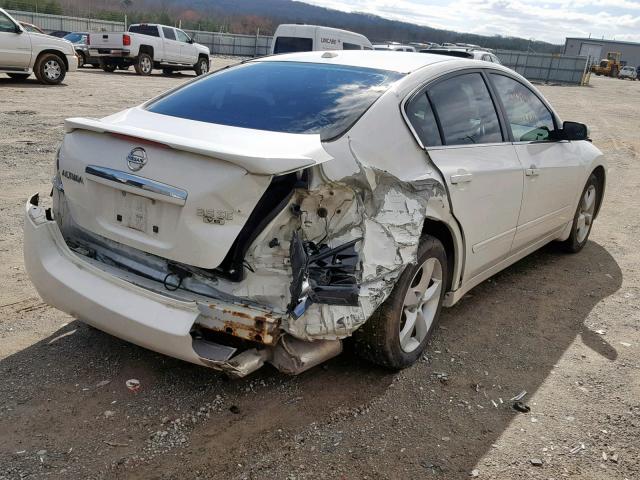 1N4BL21E68C119659 - 2008 NISSAN ALTIMA 3.5 WHITE photo 4