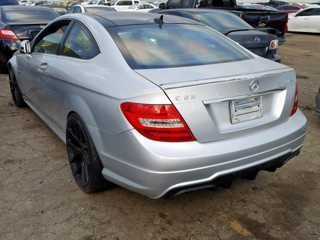 WDDGJ7HB9CF729969 - 2012 MERCEDES-BENZ C 63 AMG SILVER photo 3