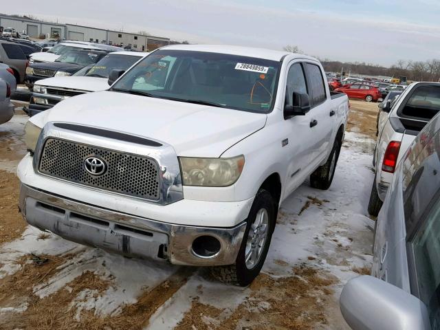 5TFEV54178X050811 - 2008 TOYOTA TUNDRA CRE WHITE photo 2