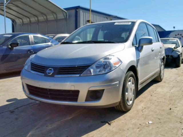 3N1BC13E97L445849 - 2007 NISSAN VERSA S SILVER photo 2