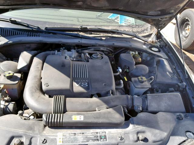 1LNHM87A62Y685013 - 2002 LINCOLN LS أسود صورة 7