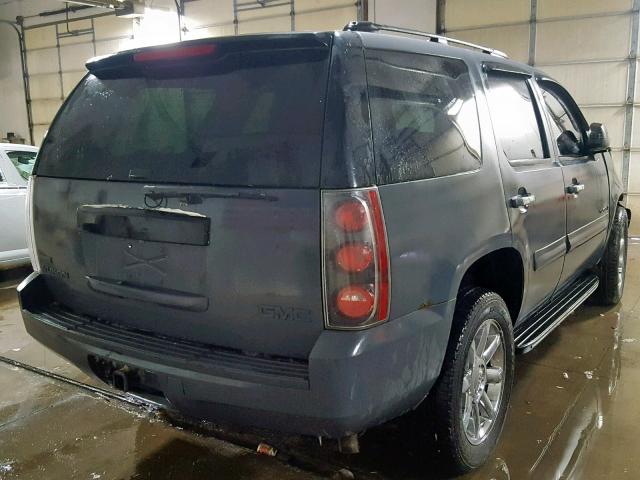 1GKFK130X7J289788 - 2007 GMC YUKON GRAY photo 4