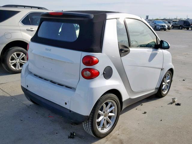 WMEEK31X19K293472 - 2009 SMART FORTWO PAS 白色 照片 4