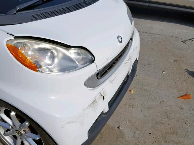 WMEEK31X19K293472 - 2009 SMART FORTWO PAS 白色 照片 9