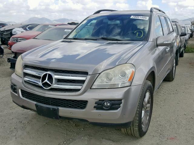 4JGBF71E17A233346 - 2007 MERCEDES-BENZ GL SILVER photo 2