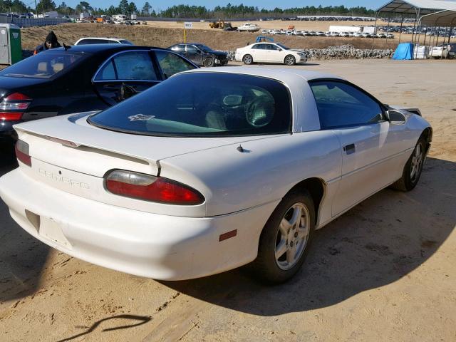 2G1FP22K2V2106254 - 1997 CHEVROLET CAMARO BAS WHITE photo 4