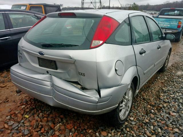 3FAFP37383R177008 - 2003 FORD FOCUS ZX5 GRAY photo 4