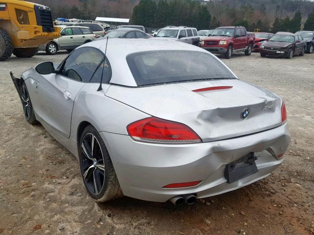 WBALM5C5XBE379162 - 2011 BMW Z4 SDRIVE3 Сріблястий фото 3