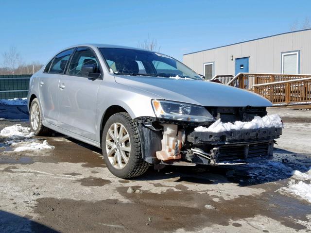 3VWD17AJ4FM209937 - 2015 VOLKSWAGEN JETTA SE SILVER photo 1