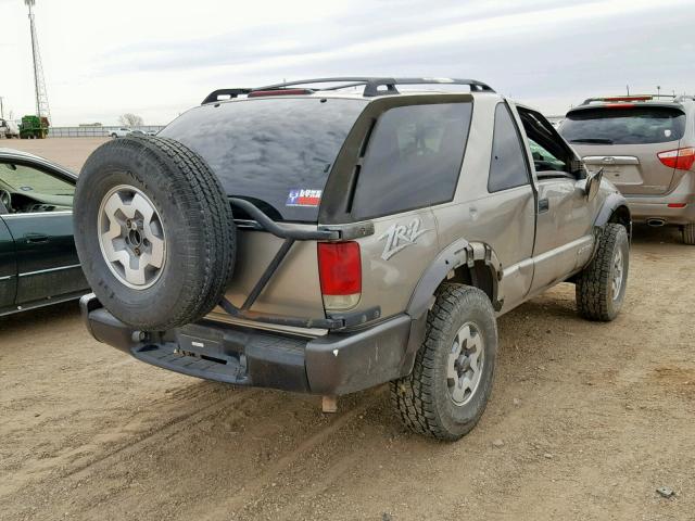 1GNCT18XX4K117100 - 2004 CHEVROLET BLAZER BEIGE photo 4