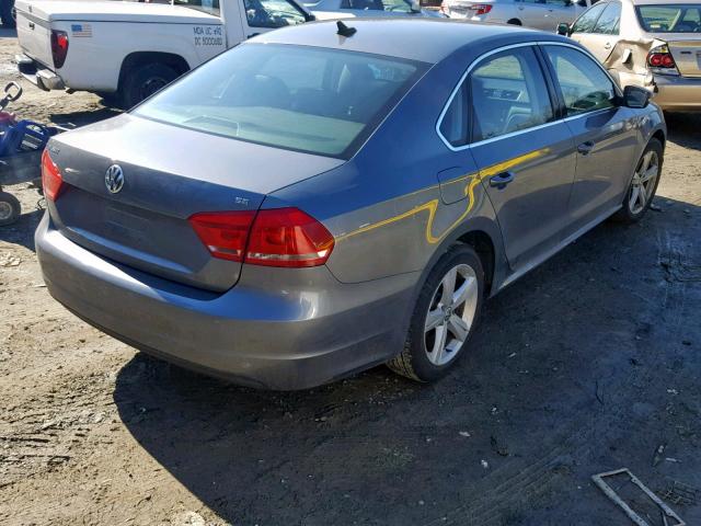 1VWBP7A39DC001557 - 2013 VOLKSWAGEN PASSAT SE CHARCOAL photo 4