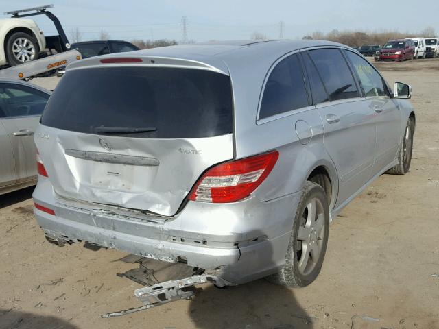 4JGCB6FE4BA117098 - 2011 MERCEDES-BENZ R 350 4MAT SILVER photo 4