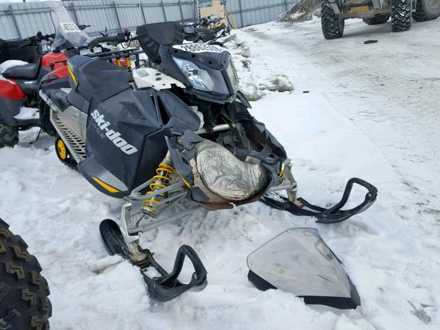 2BPSDDCA0CV000302 - 2012 BOMBARDIER SKIDOO WHITE photo 1