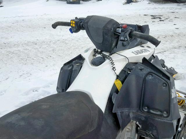 2BPSDDCA0CV000302 - 2012 BOMBARDIER SKIDOO WHITE photo 5