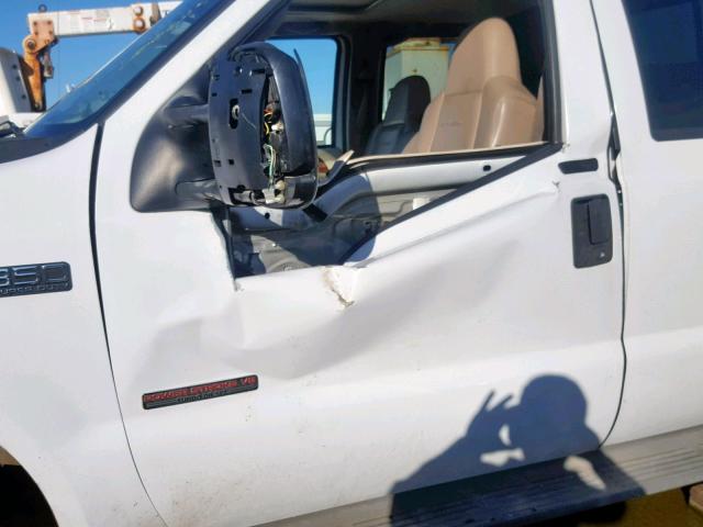 1FTSW31P34EA32972 - 2004 FORD F350 SRW S WHITE photo 9