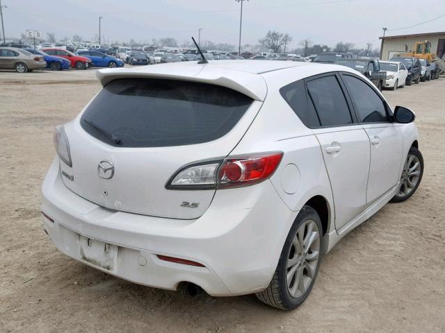 JM1BL1H59A1234932 - 2010 MAZDA 3 S WHITE photo 4