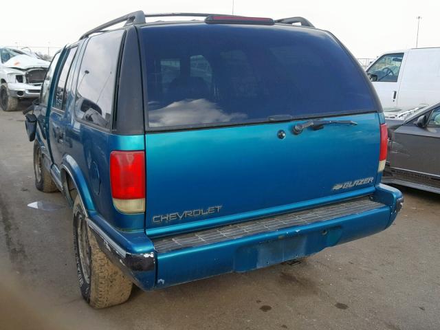 1GNDT13W7S2105633 - 1995 CHEVROLET BLAZER BLUE photo 3