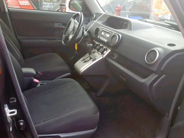 JTLKE50E181009609 - 2008 TOYOTA SCION XB 黑色 照片 5