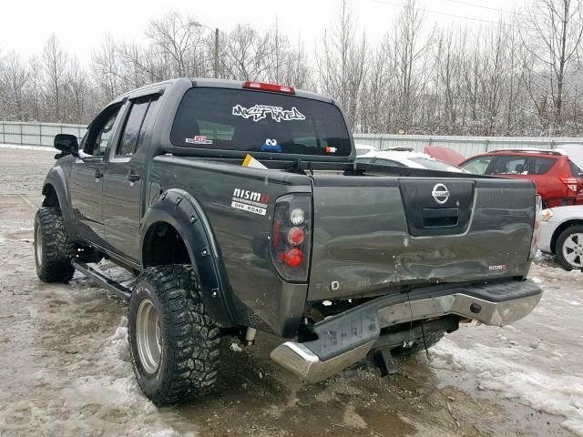 1N6AD07W77C418564 - 2007 NISSAN FRONTIER C GRAY photo 3