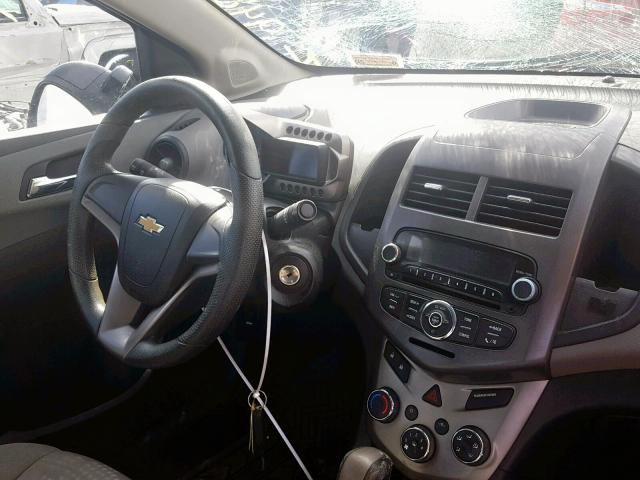 1G1JA5SH3C4137229 - 2012 CHEVROLET SONIC LS 黑色 照片 9