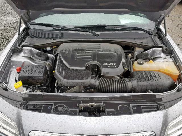 2C3CCAAG9EH263102 - 2014 CHRYSLER 300 SILVER photo 7