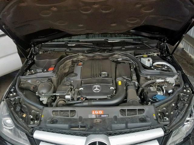 WDDGJ4HB1CF852552 - 2012 MERCEDES-BENZ C 250 BLACK photo 7