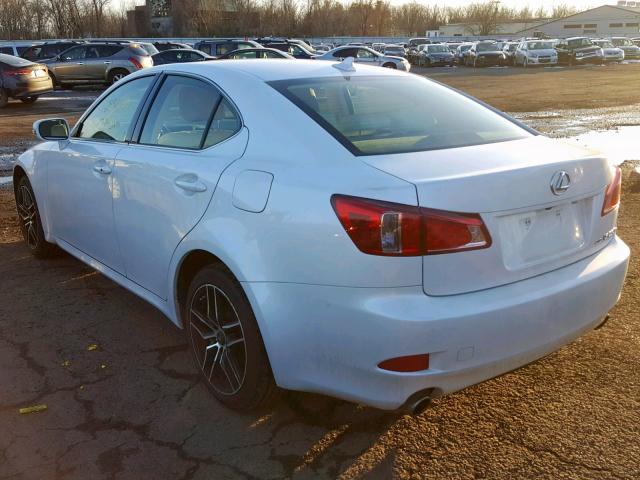 JTHCF5C20C5053597 - 2012 LEXUS IS 250 WHITE photo 3