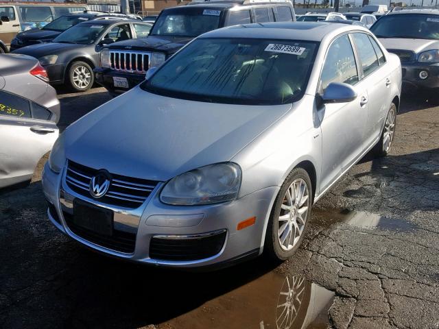 3VWRA71K78M170648 - 2008 VOLKSWAGEN JETTA WOLF SILVER photo 2