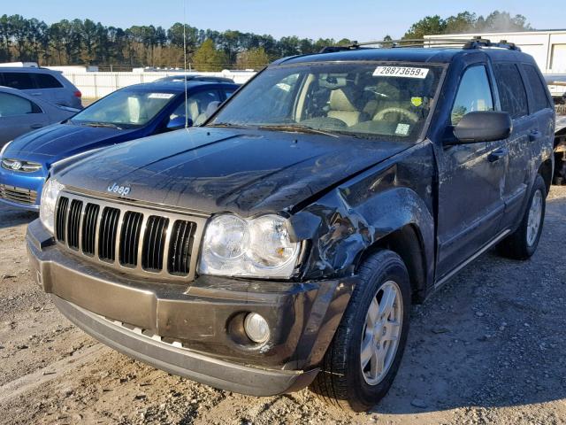 1J4HR48N85C537036 - 2005 JEEP GRAND CHER GRAY photo 2