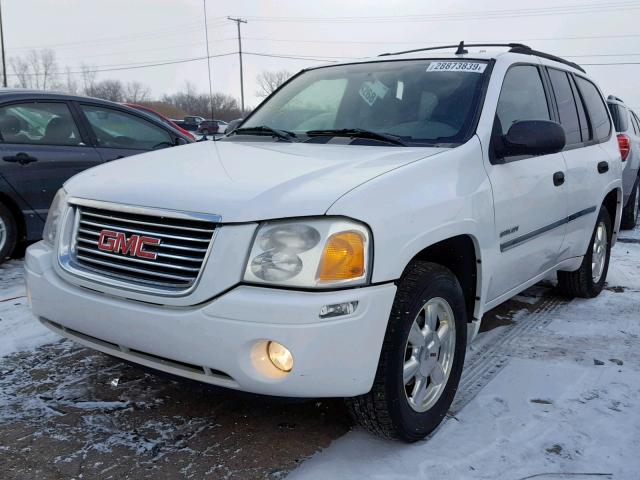 1GKDT13S262240258 - 2006 GMC ENVOY WHITE photo 2