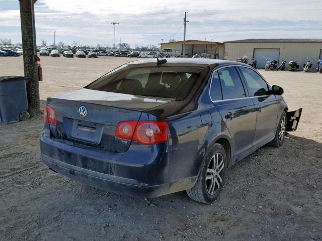 3VWDT81K86M739482 - 2006 VOLKSWAGEN JETTA TDI BLUE photo 4