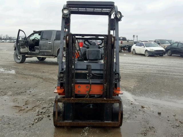 90351 - 2005 TOYOTA FORKLIFT TWO TONE photo 9