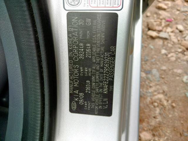 KNAFE222795619231 - 2009 KIA SPECTRA EX SILVER photo 10