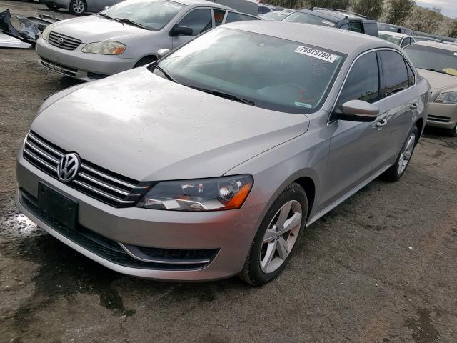 1VWBP7A3XDC110853 - 2013 VOLKSWAGEN PASSAT SE SILVER photo 2