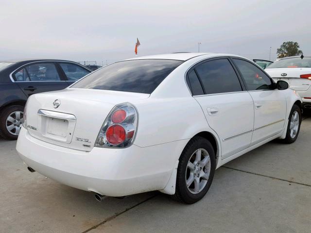 1N4BL11E75C144169 - 2005 NISSAN ALTIMA SE WHITE photo 4