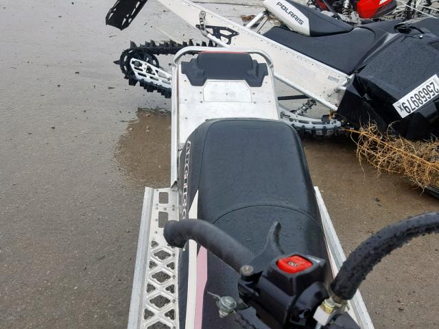 4UF10SNW0AT107040 - 2010 ARCTIC CAT M8  白色 照片 6