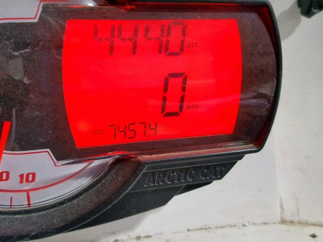 4UF10SNW0AT107040 - 2010 ARCTIC CAT M8  白色 照片 8