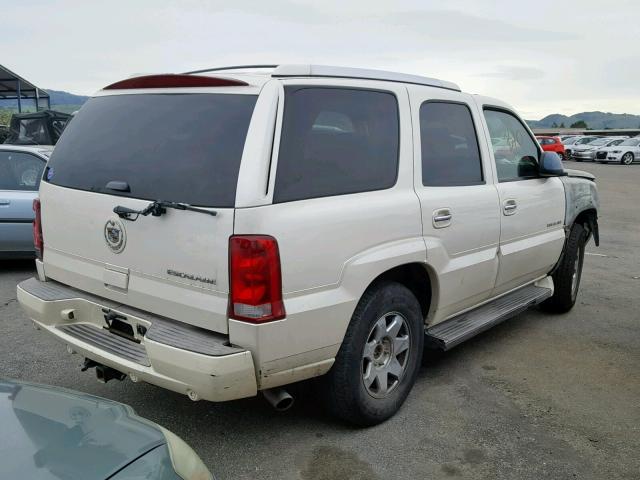 1GYEK63N85R242137 - 2005 CADILLAC ESCALADE L WHITE photo 4