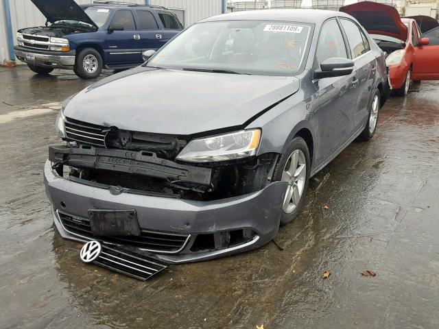 3VW3L7AJ1DM442810 - 2013 VOLKSWAGEN JETTA TDI GRAY photo 2