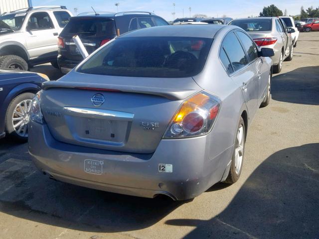 1N4BL21E68N420646 - 2008 NISSAN ALTIMA 3.5 GRAY photo 4