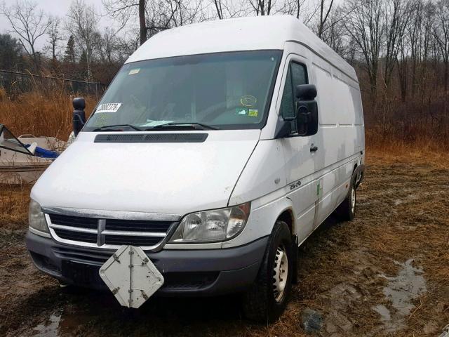 WD2PD744X55765573 - 2005 DODGE SPRINTER WHITE photo 2