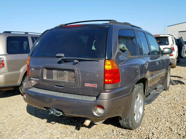 1GKDT13S882150809 - 2008 GMC ENVOY BROWN photo 4