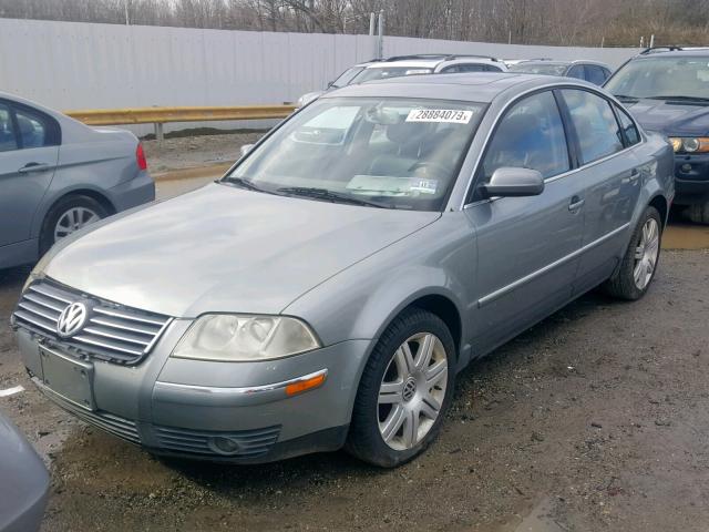 WVWRU63B25P021118 - 2005 VOLKSWAGEN PASSAT GLX 灰色 照片 2