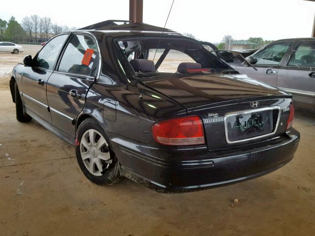 KMHWF25S42A704175 - 2002 HYUNDAI SONATA GL BLACK photo 3