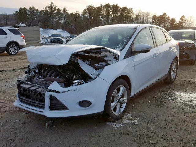 1FADP3F23DL329910 - 2013 FORD FOCUS SE WHITE photo 2