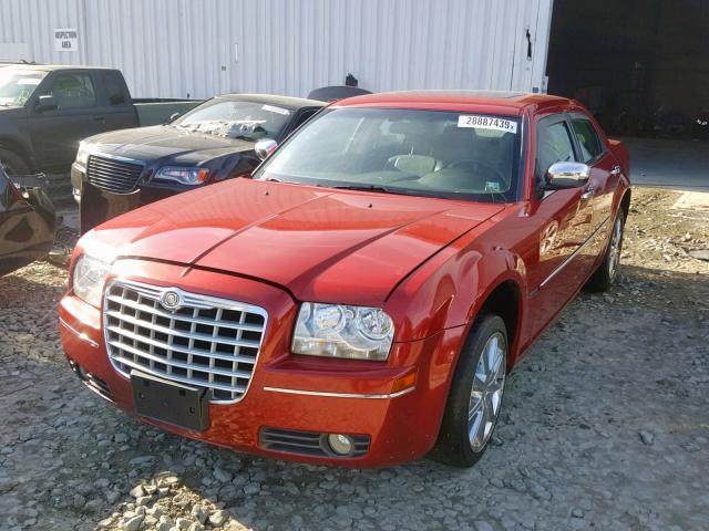 2C3CK5CV5AH269043 - 2010 CHRYSLER 300 TOURIN RED photo 2